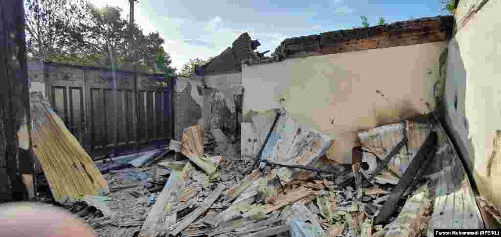 Исфара районундагы Чорку айыл өкмөтүнүн Сомониён айылы, 2-май, 2021-жыл.