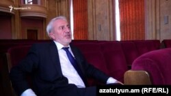 Արամ Մանուկյան