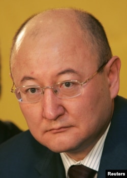 Олтинбек Сарсенбайулӣ