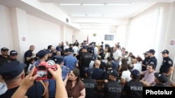 Armenia - Archbishop Bagrat Galstanian and his supporters go on trial in Yerevan, August 19, 2025.