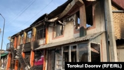 Кыргыз-тажик чек арасындагы коогада набыт болгон кыргызстандыктардын саны 35ке жетип, 183 киши жараат алды.