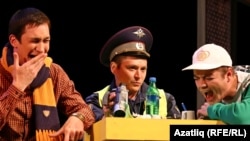 "Мәхәббәт FM" спектакленнән күренеш