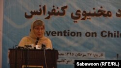 سمر: فقر، ناامنی، فرهنگ نادرست، عدم حاکمیت قانون او آگاهی از اسلام عامل ازدواج اطفال است.