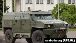 Volat – це торгова марка білоруського виробника броньованих автомобілів, фото з виставки в Мінську