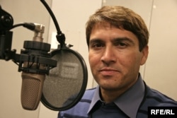 Azat Ýewropa/Azatlyk Radiosynyň Pakistan gullugynyň baş redaktory Dawut Hattak