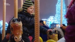 Главная елка страны и библейские легенды: в Киеве празднуют Рождество (видео)
