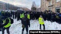 За даними центру «ОВД-Інфо», загалом під час протестів 31 січня затримали вже понад 2 тисяч людей