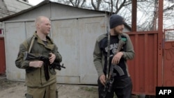 Патруль сепаратистов в Широкине. Апрель 2015 года