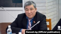 Депутат ЖК Рыскельди Момбеков.