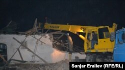 Спасательные работы на месте обрушения, Кара-Суу, 3 ноября 2012 года.