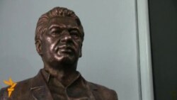 Чыңгыз Айтматовдун эстелиги ачылды