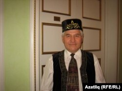 Татар иҗтимагый үзәге җитәкчесе Фнүн Мирзаянов
