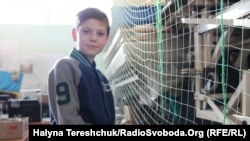 Сергій, син військовослужбовця, зорганізував свій клас на підтримку українських бійців