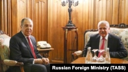 Ռուսաստանի ԱԳ նախարաար Սերգեյ Լավրովը և ՀԱՊԿ գլխավոր քարտուղար Ստանիսլավ Զասը, Մոսկվա, 7 հոկտեմբերի, 2020թ. 
