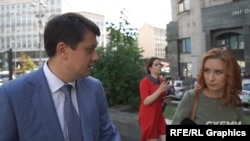 Разумков запевнив, що оприлюднена журналістами про сумнівний бекграунд деяких кандидатів бралася до уваги партією