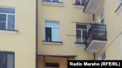 "Кыйноого каршы комитеттин" кеңсеси жайгашкан үй.