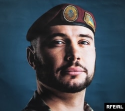 Нацгвардієць Віталій Марків (портретне зображення на плакаті)