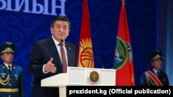 Сооронбай Жээнбеков.