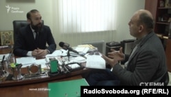 Суддя Артур Ємельянов неодноразово був фігурантом журналістських розслідувань