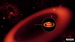 Saturnyň daşyndaky çala görünýän halka