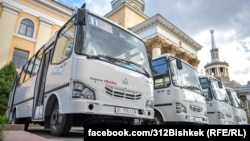 Автобусы ISUZU в Бишкеке.