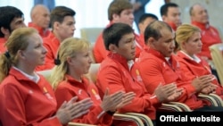 Олимп оюндарына катышкан Кыргызстан спортчулары.