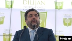 Armenia - Russian-Armenian tycoon Ruben Vardanian speaks at the launch of the construction of an international school in Dilijan in April 2010.