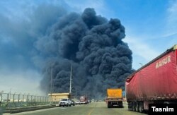 Кадър на дима от експлозията в Бандар Абас, 26 април 2025 г.