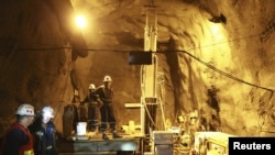 Казак тарап Кыргызстандын тоо-кен жана жеңил өнөр жайына инвестиция салууга кызыкдар. 