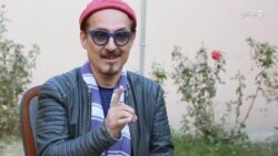 فرهاد دریا: موسیقی و تجارت کلیدهای یک پیانو اند