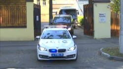 Buses Leave Moscow Prison Amid Expected Russia-Ukraine Prisoner Swap