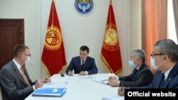 Президент Садыр Жапаров 4-февралда, Улуттук банктын төрагасы Толкунбек Абдыгуловду кабыл алды.