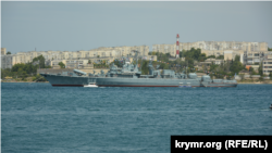 Корабль Черноморского флота РФ в Севастополе, архивное фото