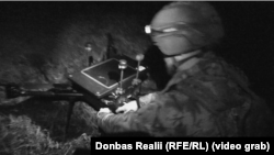 Бортінженер Nemesis готує дрон до зльоту