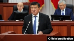 Сооронбай Жээнбеков. 