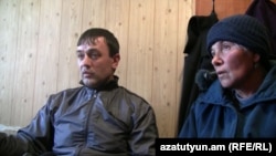 Житель Раздана Шаген Айрапетян и его мать Вергине Айрапетян