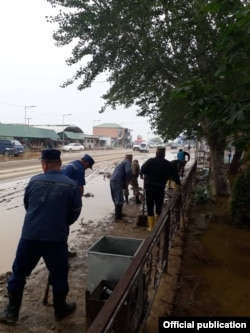 Тазалоо иштери. Кадамжай району.