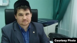 Рөстәм Батров