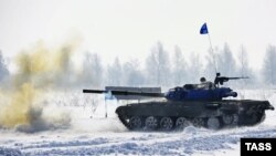 Російський танк під час навчань у Хабаровську, 3 березня 2015 (ілюстраційне фото)
