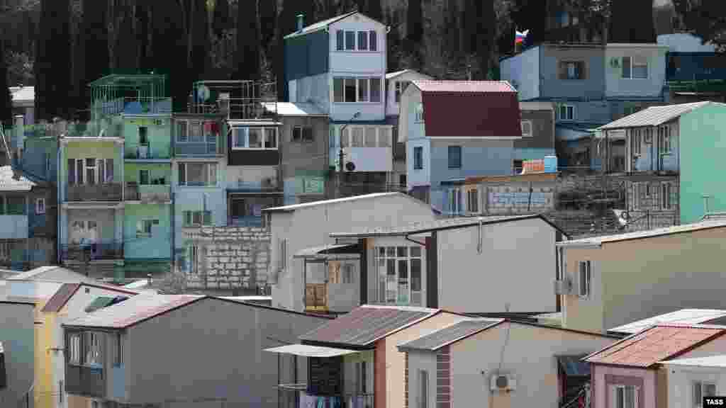 Порожні будиночки і квартири для туристів