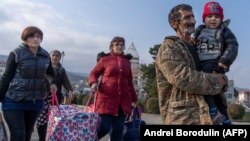 Արցախ - Ստեփանակերտի բնակիչները վերադառնում են հայրենի քաղաք, 17-ը նոյեմբերի, 2020թ. 