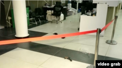 Кадр из распространённого МВД видео, снятого в канцелярии городского суда