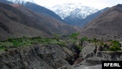 Ноҳияи Айнӣ.