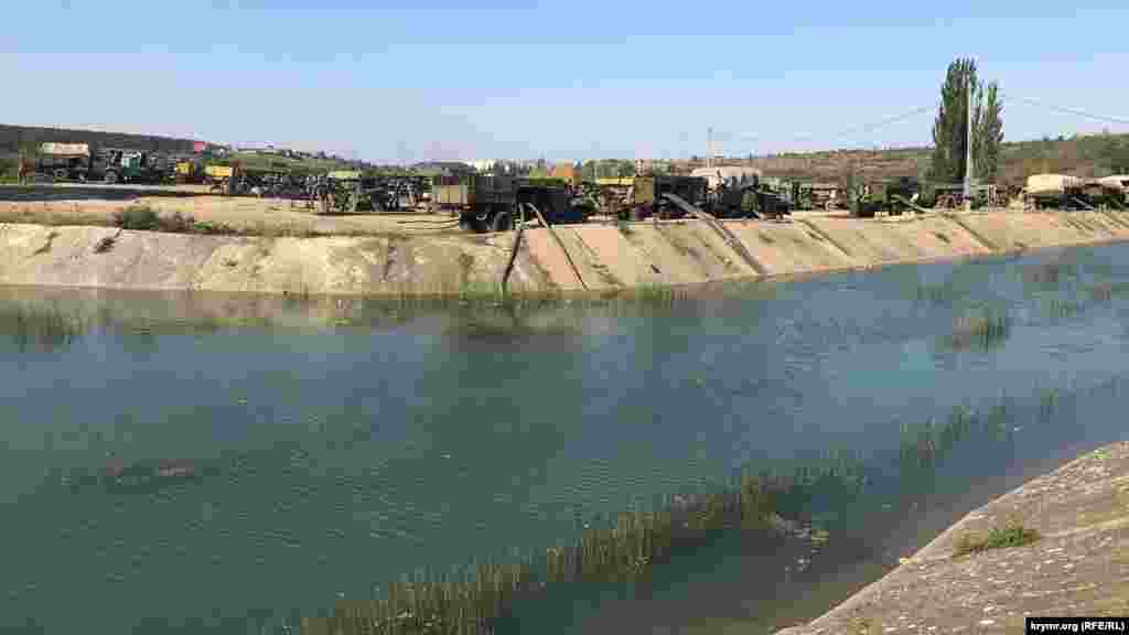 А місяцем раніше між Тайганським і Сімферопольським водосховищами проклали 60-кілометровий трубопровід