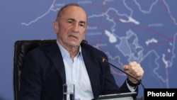 Armenia - Former President Robert Kocharian speaks at a news conference in Yerevan, February 17, 2025.
