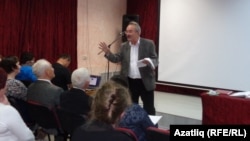 Удмуртиянең халык язучысы Вячеслав Ар Серги татар телендә шигырьләр укыды