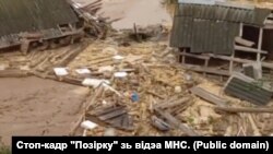 Стоп-кадар «Позірку» зь відэа МНС.