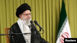 Ирандын жогорку руханий лидери аятолла Али Хаменеи. Архив