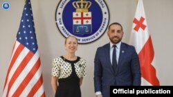 Посол США в Грузии Келли Дегнан и генпрокурор Ираклий Шотадзе
