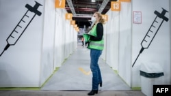 Գերմանիա - Կորոնավիրուսի դեմ պատվաստման կենտրոն Բեռլինում, հունվար, 2021թ․